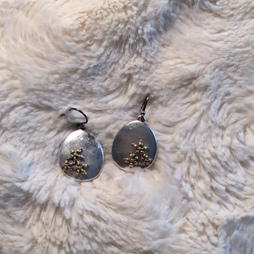 Silver drop earring